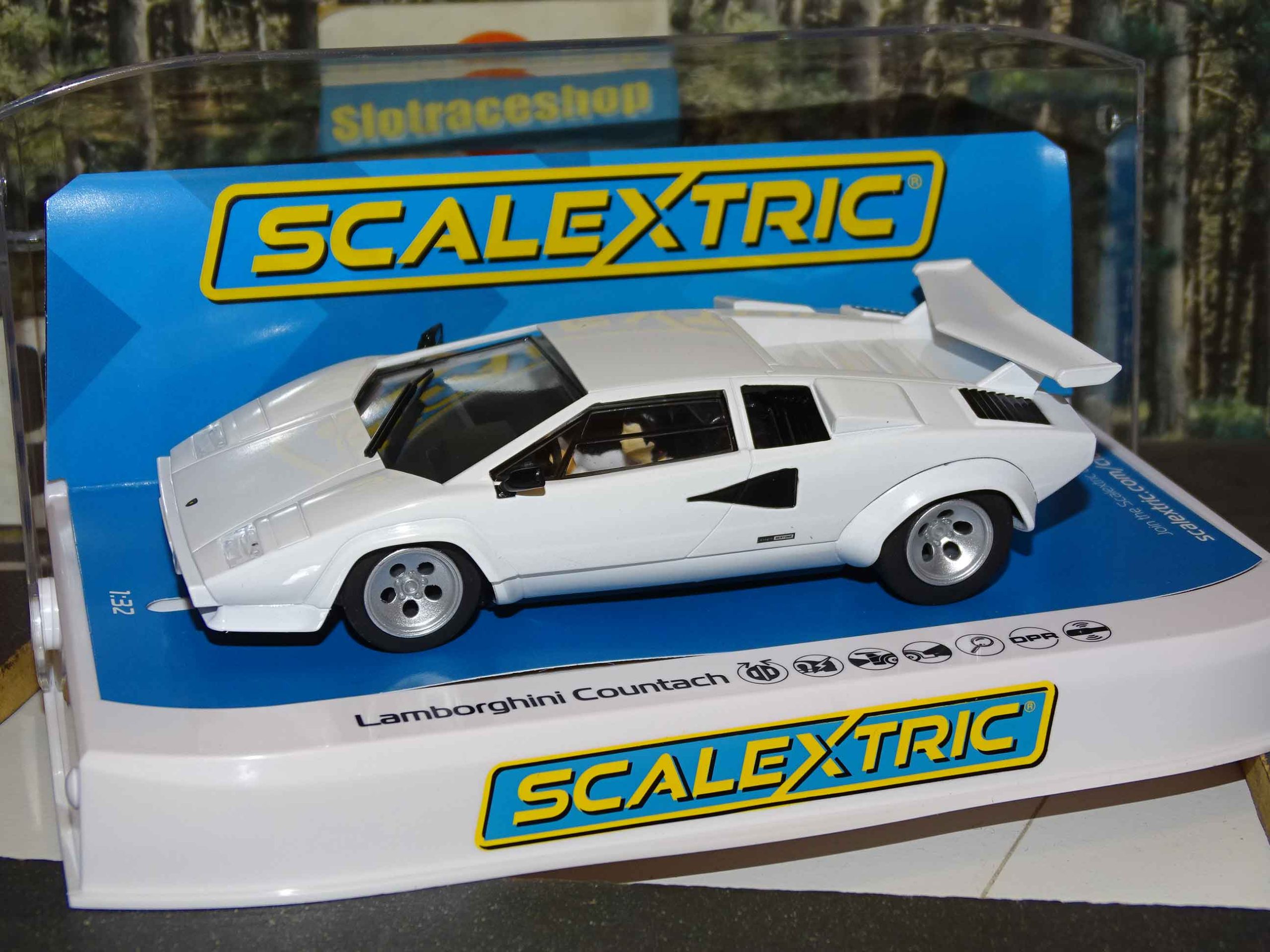 LAMBORGHINI COUNTACH. C4336 - Slotraceshop | de grootste slotracespecialist  van Nederland!